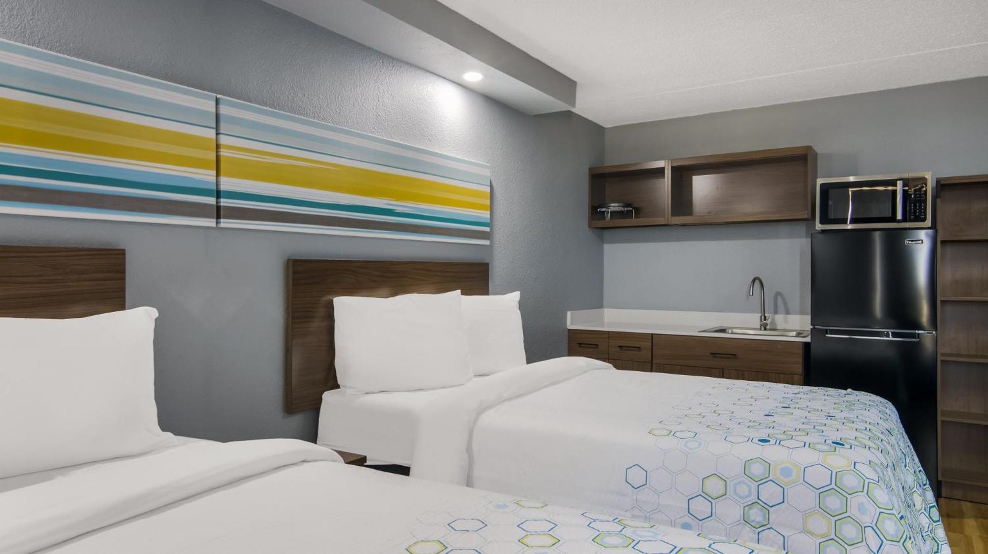 North Aurora Hometowne Studios By Red Roof And Conference Center Chicago - N Aurora Naperville מראה חיצוני תמונה